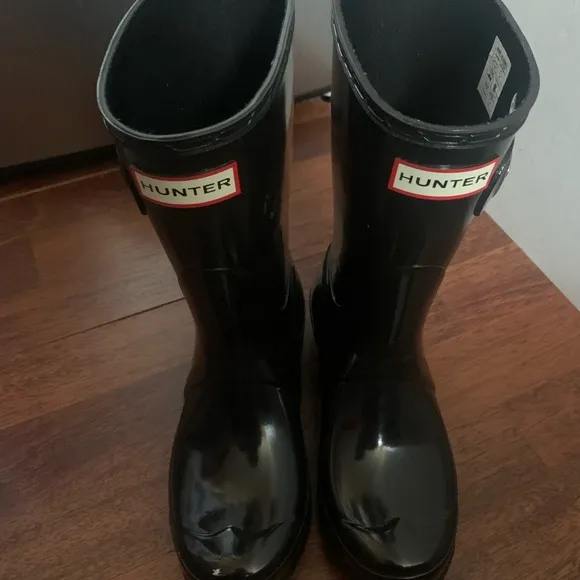 Hunter Classic Black Boots girls size 5 like new condition