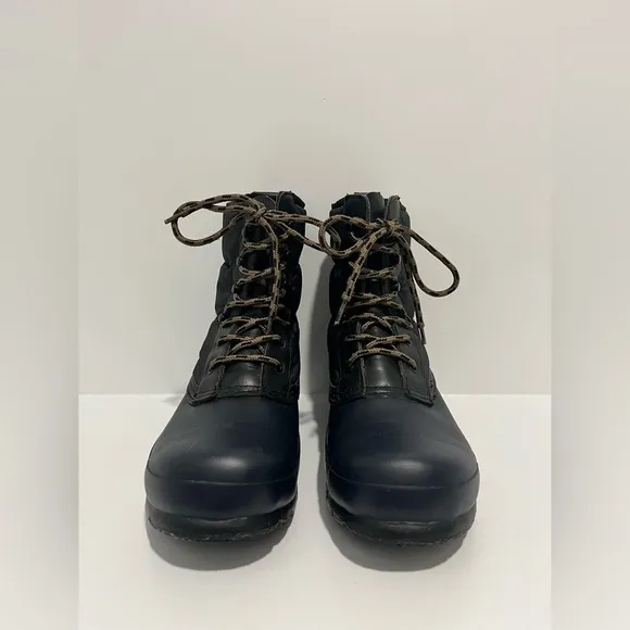 Hunter Original Short Quilted Lace-Up Boots in Navy women’s size 8