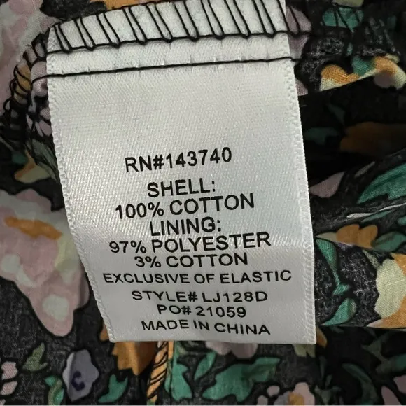 Hyacinth house smocked Samantha midi dress ladies size large black multi floral