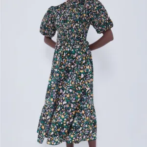 Hyacinth house smocked Samantha midi dress ladies size small black multi floral