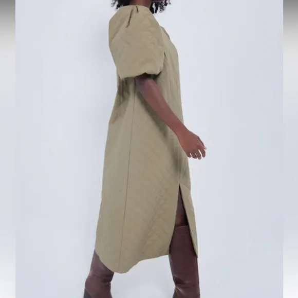 HYACINTH HOUSEOlive Quilted Fowler Midi Dress
