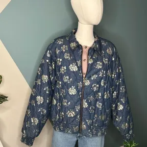 Ice Nine 1980s Vintage Quilted Floral Metallic Bomber Jacket Made in USA size S