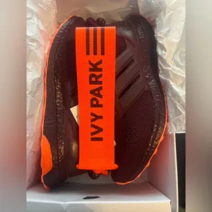 IVY PARK Unisex Maroon and Orange Sneakers