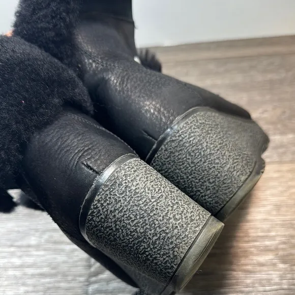 J crew Black Fur-Lined  wedges Boots woman’s size 7 (b53)