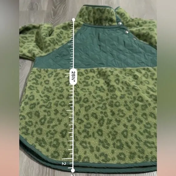 J. Crew Green‎ Leopard Print Quilted Button-Neck Sherpa Long Sleeve Sweater Sz M