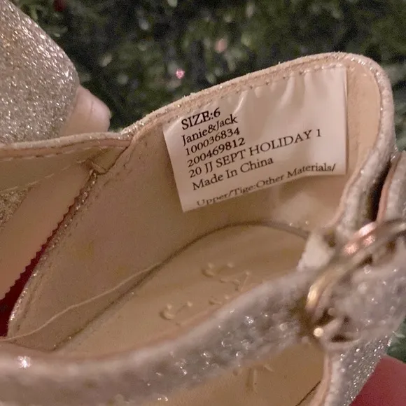 JANIE AND JACK GLITTER FLAT Size 6