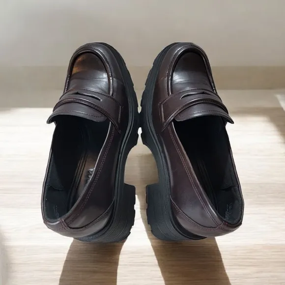 Jenn Ardor Womans Size 9.5 Stylish Brown Loafers. Penny Loafers Style.