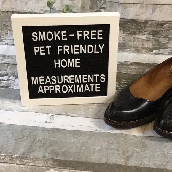 John Fluevog Ankle Strap Flats Size 9