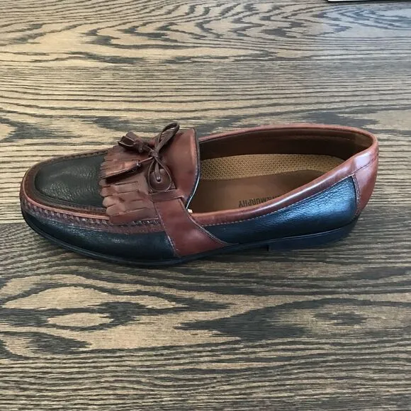 Johnston &amp; Murphy Aragon II Kiltie Tassel Black &amp; Brown Leather Loafer 11.5 M