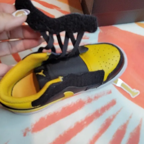 Jordan 1 Low ALT (TD) Black White &amp; Yellow Size 10C Toddler Casual