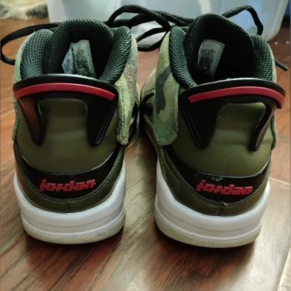 Jordan Dub Zero camo Size 5.5 Fashion Sneakers