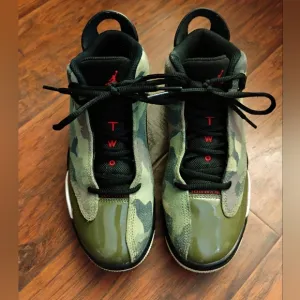 Jordan Dub Zero camo Size 5.5 Fashion Sneakers