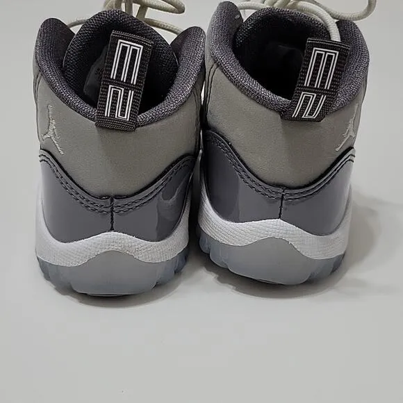 Jordan Retro 11 Sneakers