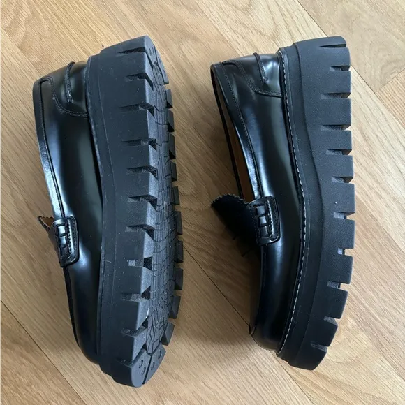J/Slides black lug sole loafers Size 8.5
