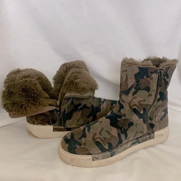 J/SLIDES Victory Camouflage Platform Suede Zip Sides Sneaker Boots