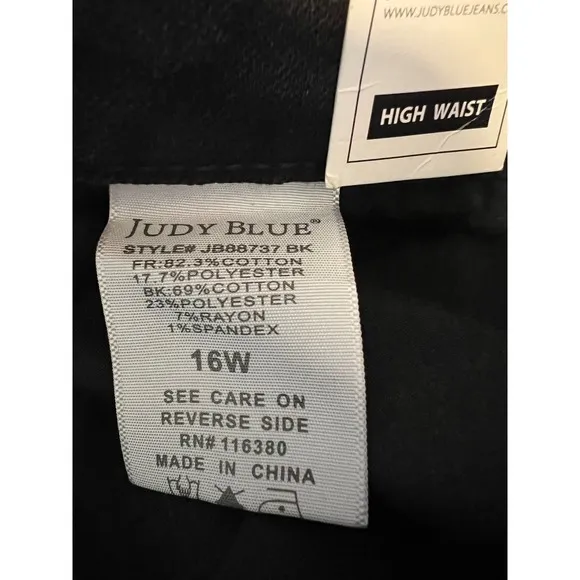 Judy Blue Sz 16W black NWT 90s Straight Leg Distressed High Waist Jeans