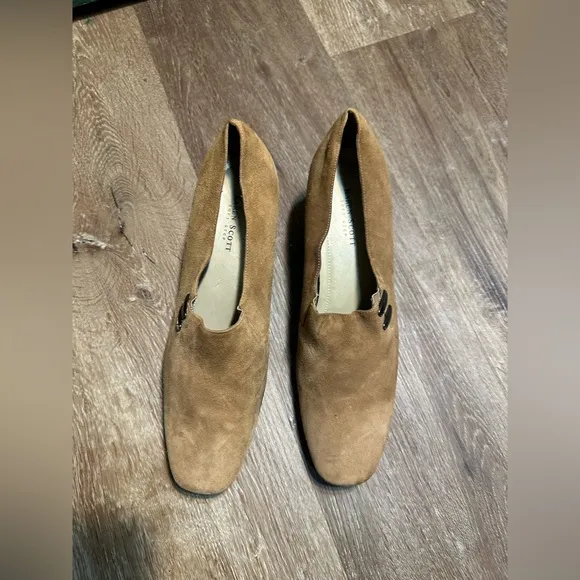 Karen Scott Riley Soft taupe Suede Academia Career Block HeelLoafers women sz10