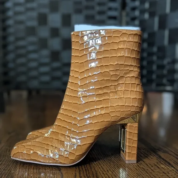 Katy Perry Collections NEW w/Box Ankle Boots Hollow Heel Sz 5 Shoes
