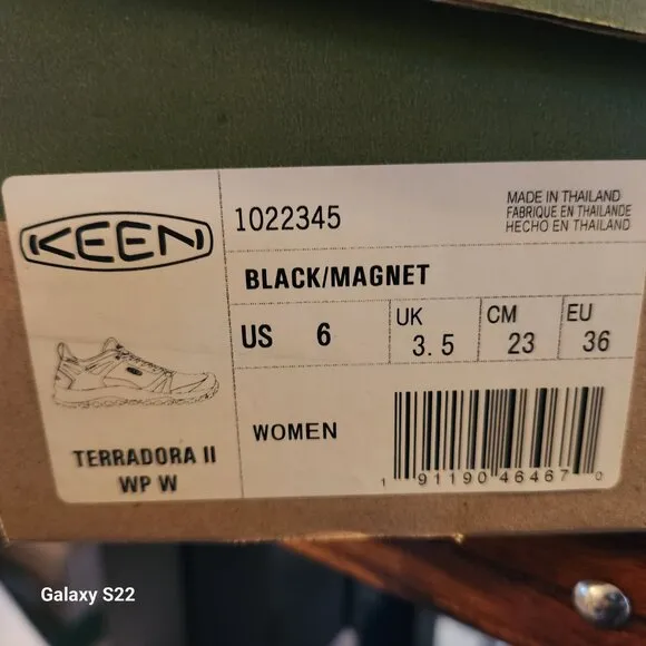 KEEN Terradora II Black/Magnet Hiking Sneakers. NIB. Size: Various