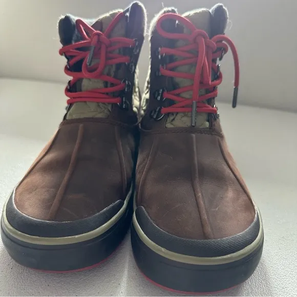 KEEN womens BELLETERRE ANKLE QUILTED WP Boots