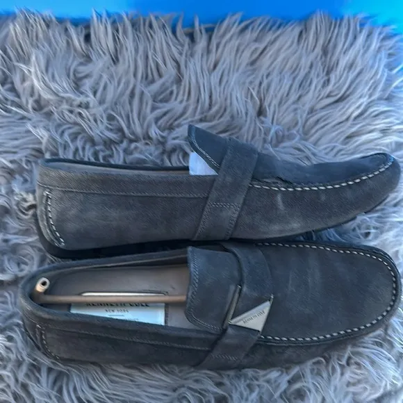 Kenneth Cole Charcoal Gray Leather Slip on Loafers Size 10
