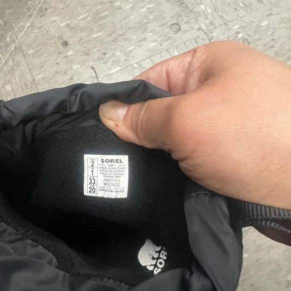 Kids Black Winter Boots