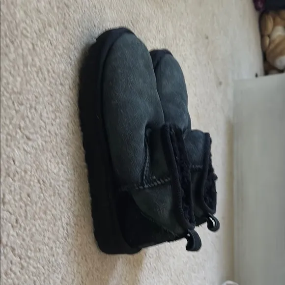 Kids Black Winter Uggs