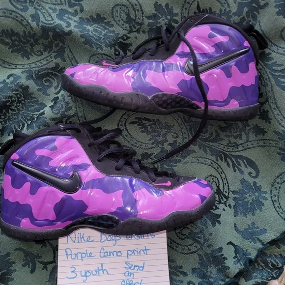 Kids purple camo size 3 youth fashion sneakers