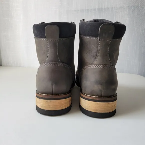 Kodiak Jaya women's waterproof hiking boots size 7