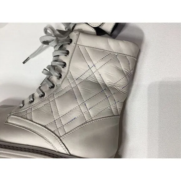 La Canadienne Yasmine In Bone Waterproof Leather women's ankle boots