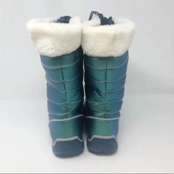 LAND’S END Snowflake Thermolite Insulated Iridescent Green Snow Boots