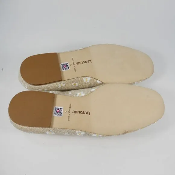 Larroude Blair Mary Jane Flats Size 5 Beige Canvas Embroidered Flowers NEW $315