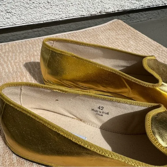 Le Orsine Metallic Gold Loafers NWOB size‎ 42