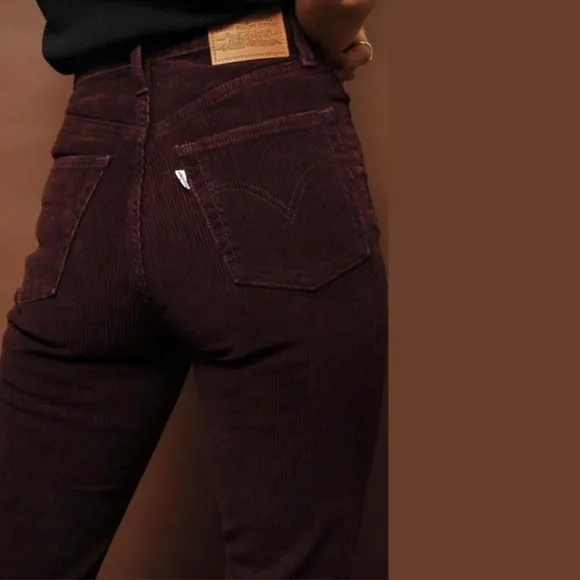 Levi's Ribcage Bootcut Corduroy sz 24x31 Malbec Wine