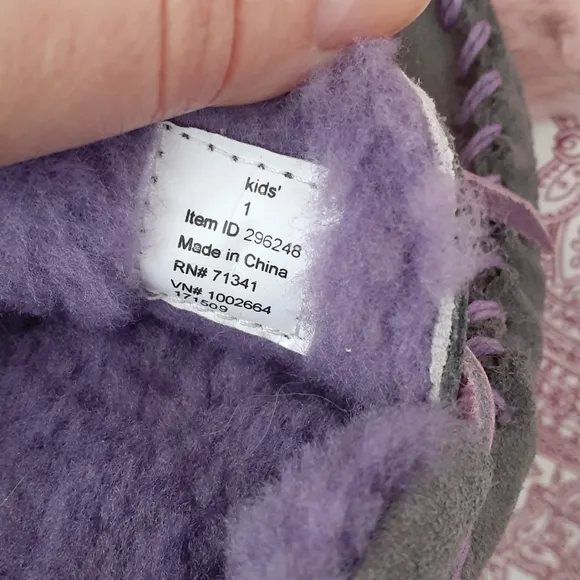 L.L. Bean Shearling Moccasin Slippers Loafers Flats Kids Girl's Size 1 Gray