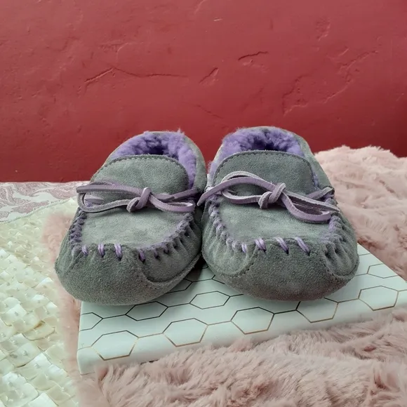 L.L. Bean Shearling Moccasin Slippers Loafers Flats Kids Girl's Size 1 Gray