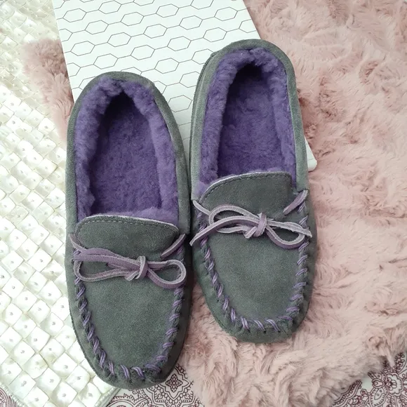 L.L. Bean Shearling Moccasin Slippers Loafers Flats Kids Girl's Size 1 Gray