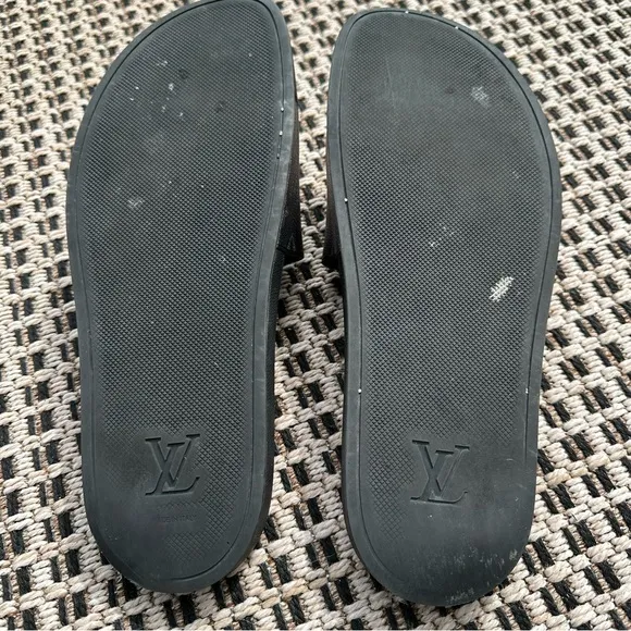Louis Vuitton LV Waterfront Black Mules Pool Slides Monogram Eclipse Men’s Sz 10