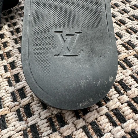 Louis Vuitton LV Waterfront Black Mules Pool Slides Monogram Eclipse Men’s Sz 10