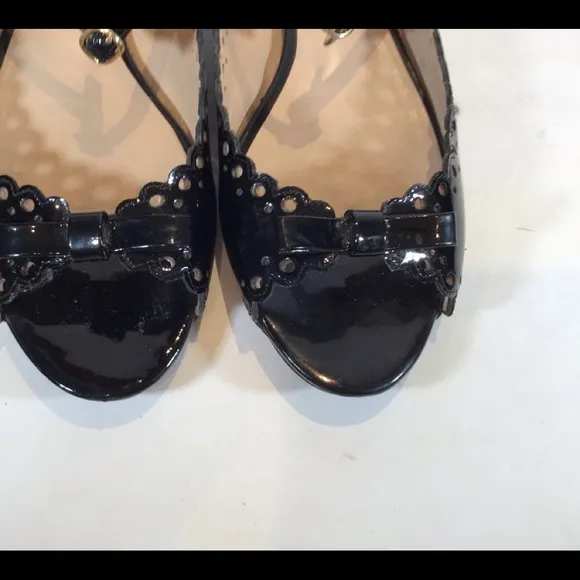 LOVE MOSCHINO PATENT LEATHER ANKLE STRAP FLATS 8