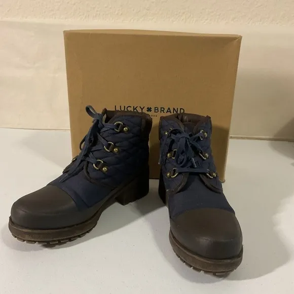 Lucky Brand Blue/Brown AKONN Quilted Boots  Size 9.5 M women’s