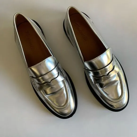 Madewell The Vernon Leather Loafer in Silver Size 9