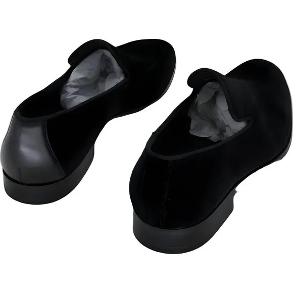 Magnanni Jareth Black Velvet Loafers for Men - Elegant Footwear Size 8.5