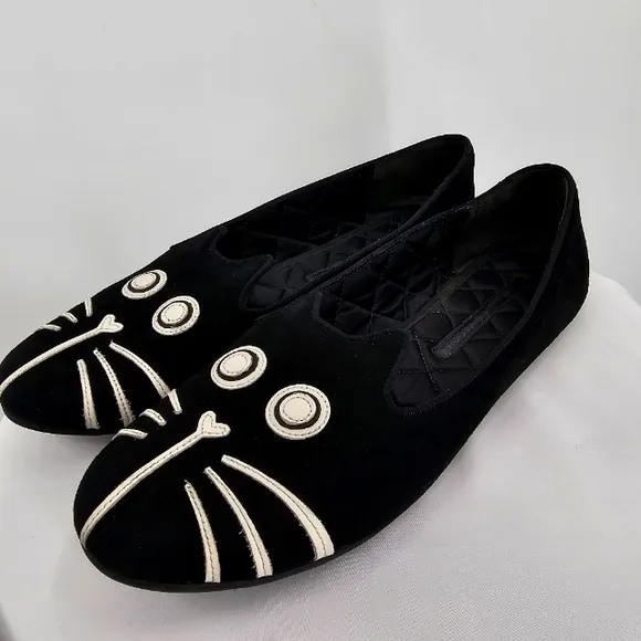 Marc by Marc Jacobs Black Suede Cat Face Loafers | Size 9.5