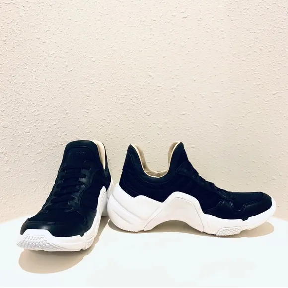 Mark Nason Neo Block Leather Women’s Sneakers Size 9 NWT