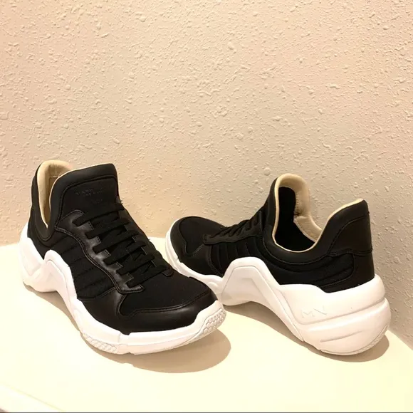 Mark Nason Neo Block Leather Women’s Sneakers Size 9 NWT