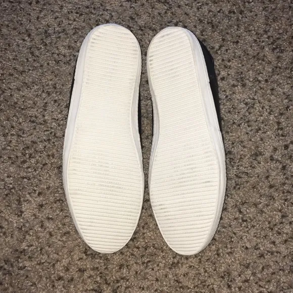 Men’s Fashion Sneakers Sz 9
