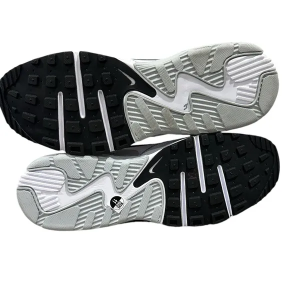 Men’s Nike Air Max Excee White, Pure Platinum, Black Swoosh Sneakers, Size 11.