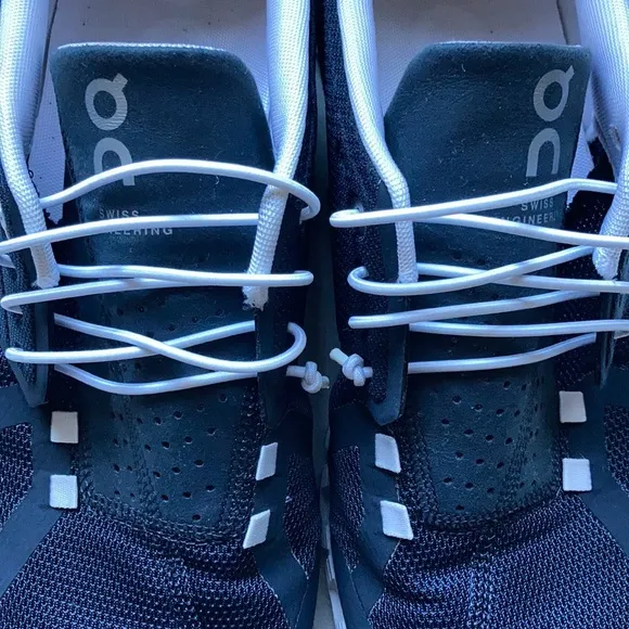 Men’s On Running Cloud Sneakers - Navy.