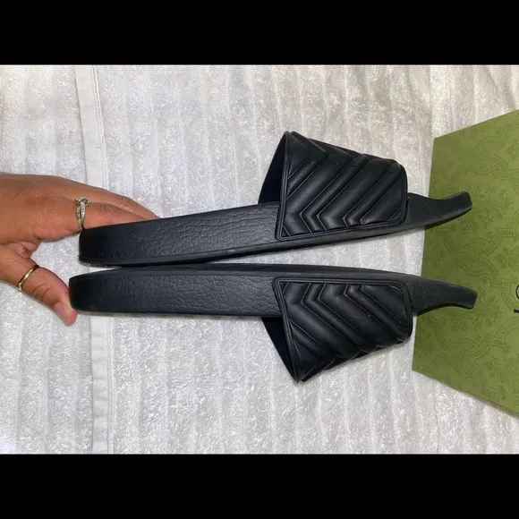 Mens Quilted Gucci Rubber Slides